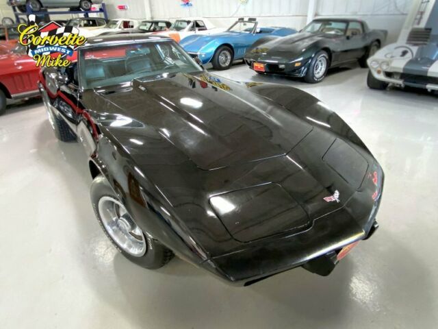 Chevrolet Corvette 1977 image number 16