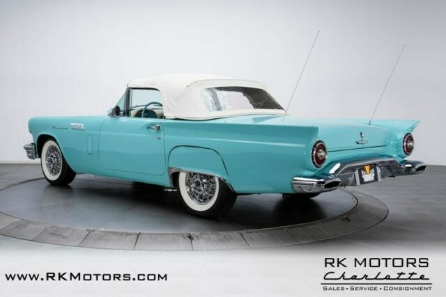 Ford Thunderbird 1957 image number 14