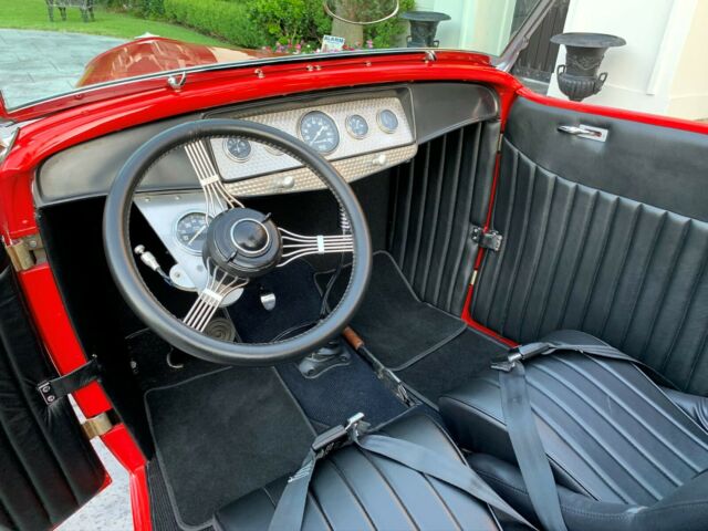 Ford Highboy 1932 image number 14