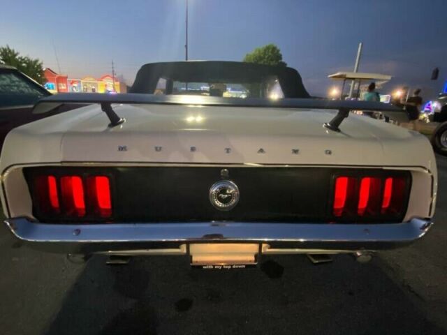 Ford Mustang 1970 image number 6