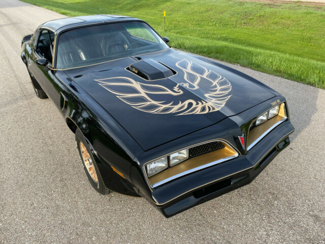 Pontiac Trans Am 1977 image number 1