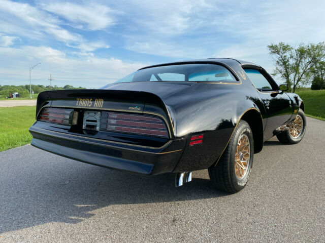 Pontiac Trans Am 1977 image number 29