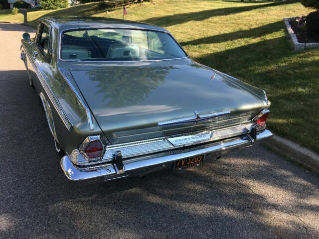 Chrysler 300 Series 1964 image number 10