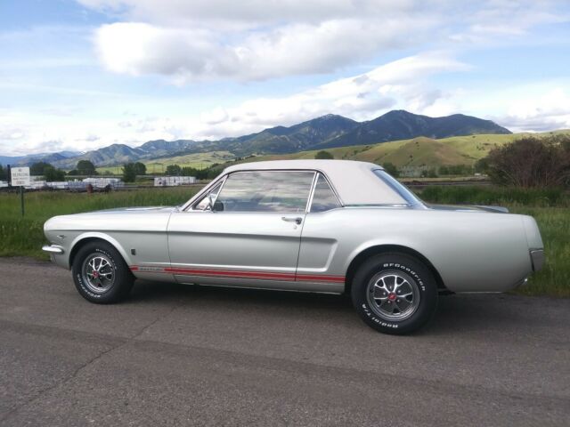 Ford Mustang 1966 image number 29