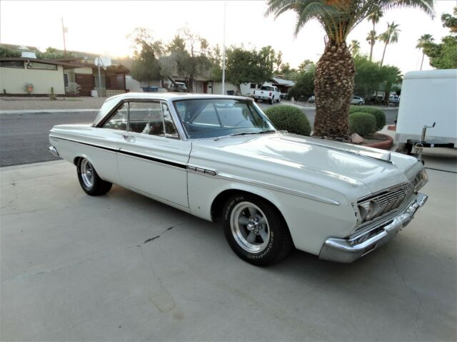 Plymouth Fury 1964 image number 1