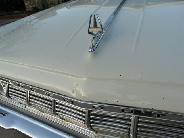 Plymouth Fury 1964 image number 20