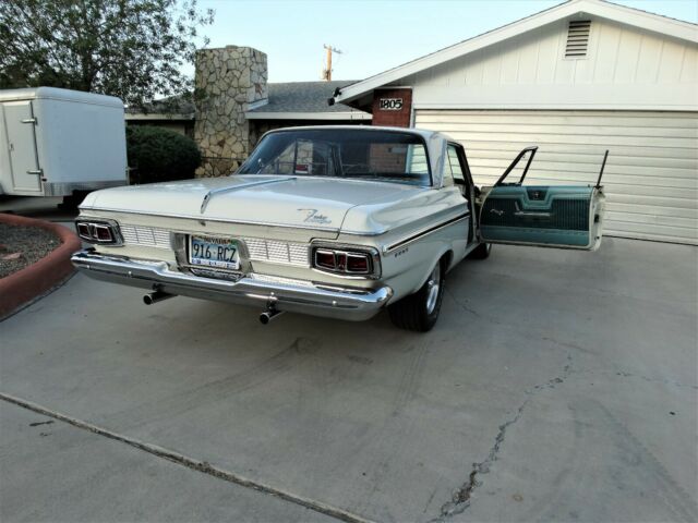 Plymouth Fury 1964 image number 29