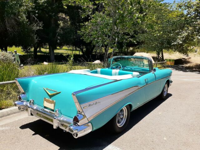 Chevrolet Bel Air/150/210 1957 image number 27