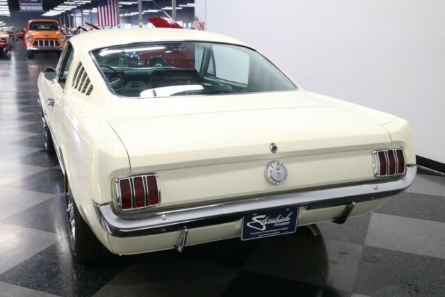 Ford Mustang 1966 image number 10