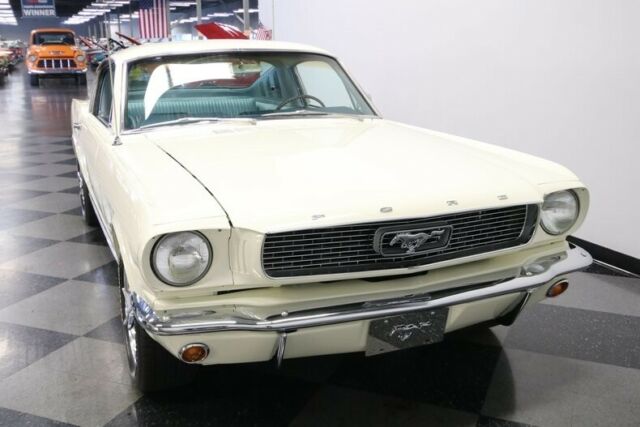 Ford Mustang 1966 image number 18