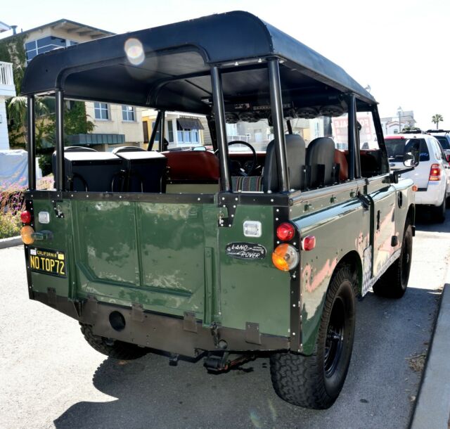 Land Rover Defender 1972 image number 5