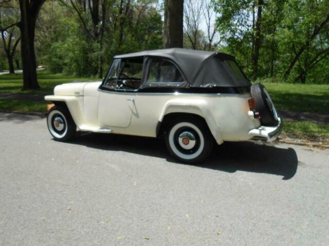 Willys Jeepster 1949 image number 13