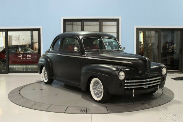 Ford Deluxe 1947 image number 6