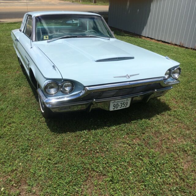 Ford Thunderbird 1965 image number 28