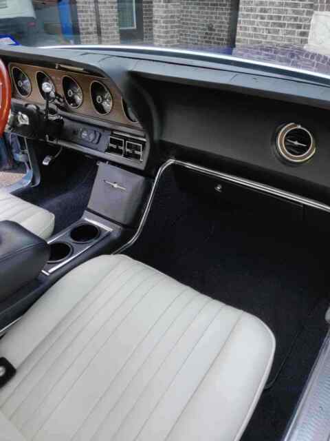 Ford Thunderbird 1970 image number 11