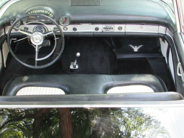 Ford Thunderbird 1956 image number 16