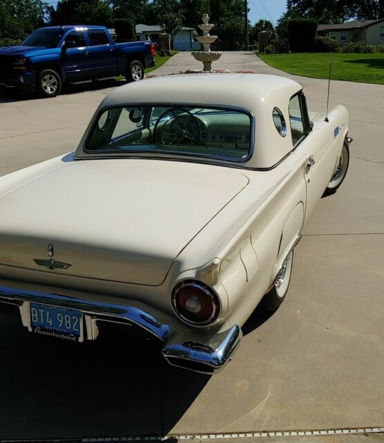 Ford Thunderbird 1957 image number 27