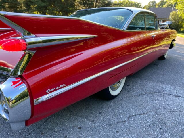 Cadillac DeVille 1959 image number 30