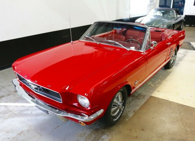 Ford Mustang 1966 image number 12