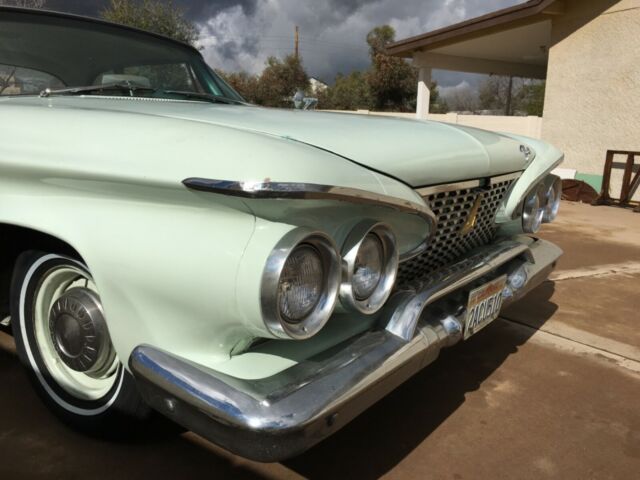 Plymouth Belvedere 1961 image number 1