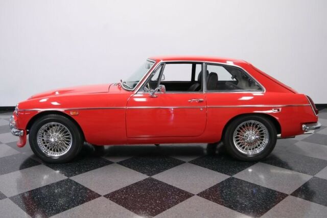 MG MGC 1969 image number 31