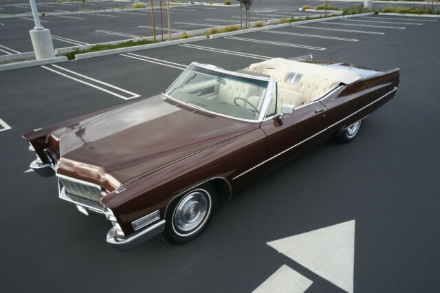 Cadillac DeVille 1968 image number 0