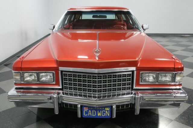 Cadillac Fleetwood 1976 image number 19