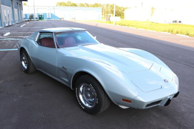 Chevrolet Corvette 1976 image number 30