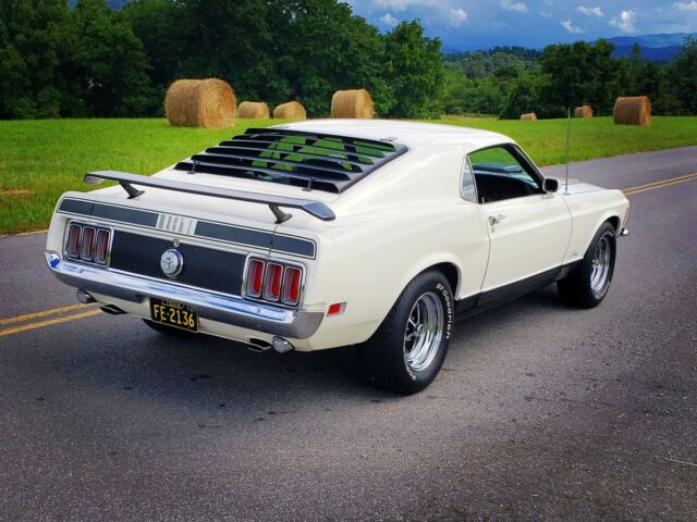 Ford Mustang Mach1 1970 image number 16