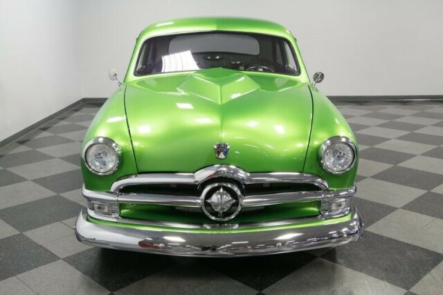 Ford Business Coupe 1950 image number 44