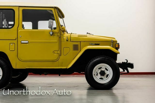 Toyota FJ Cruiser 1978 image number 2