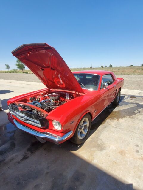 Ford Mustang 1965 image number 0