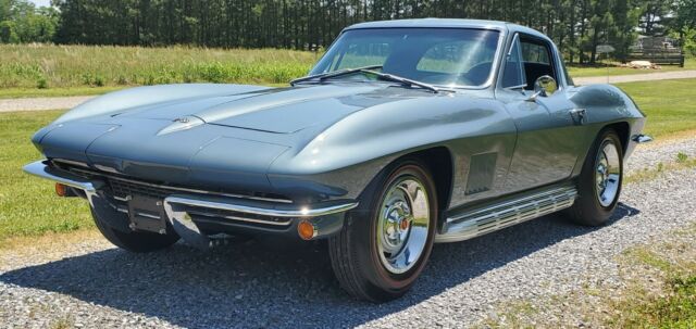 Chevrolet Corvette 1967 image number 12