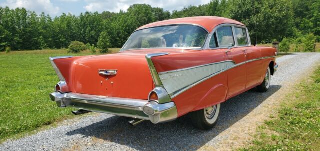 Chevrolet Bel Air/150/210 1957 image number 28