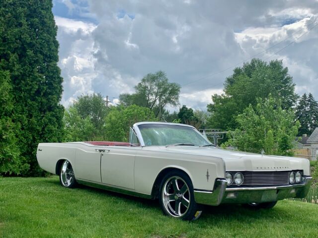 Lincoln Continental 1966 image number 33