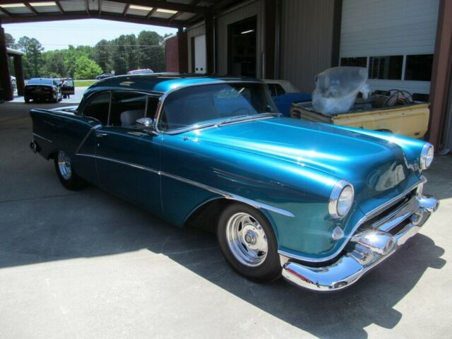 Oldsmobile Ninety-Eight 1954 image number 29