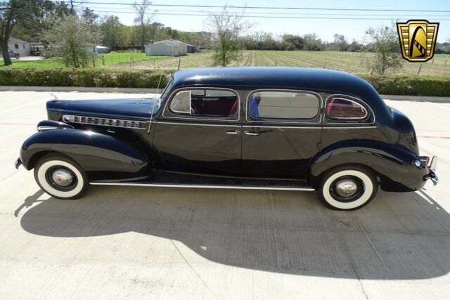 Packard Custom 1940 image number 47