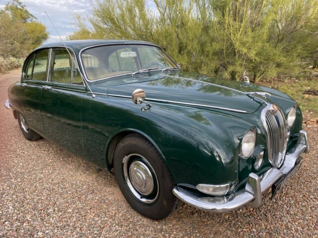 Jaguar S-Type 1965 image number 1