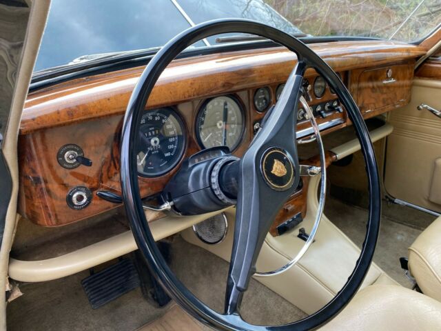 Jaguar S-Type 1965 image number 33