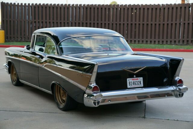 Chevrolet Bel Air/150/210 1957 image number 28