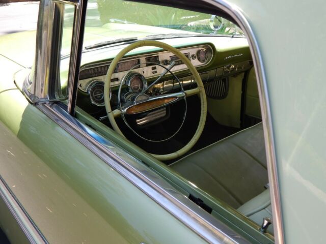 Pontiac Safari 1957 image number 26