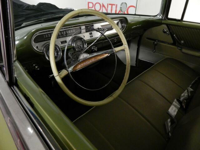 Pontiac Safari 1957 image number 34