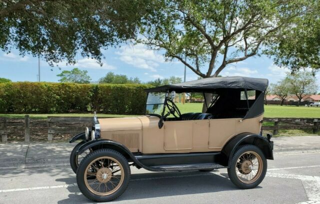 Ford Model T 1926 image number 25