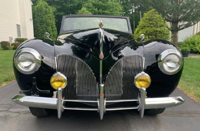 Lincoln Continental 1940 image number 2