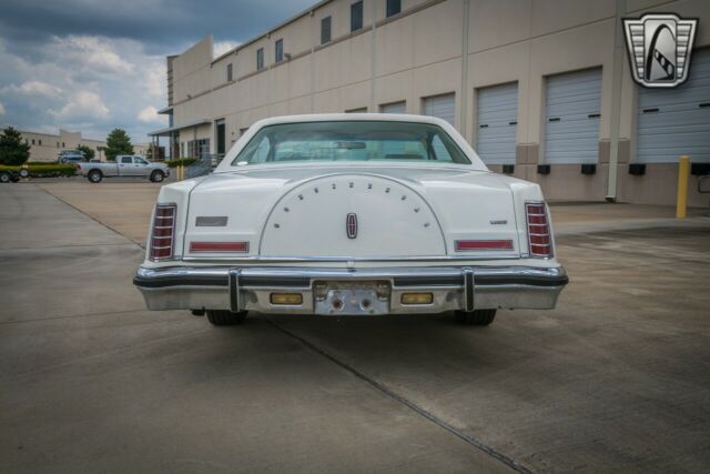 Lincoln Continental 1977 image number 12