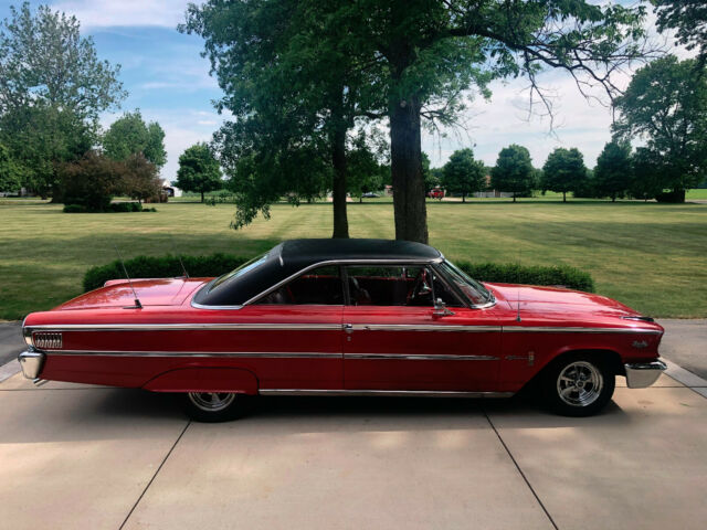 Ford Galaxie 1963 image number 27