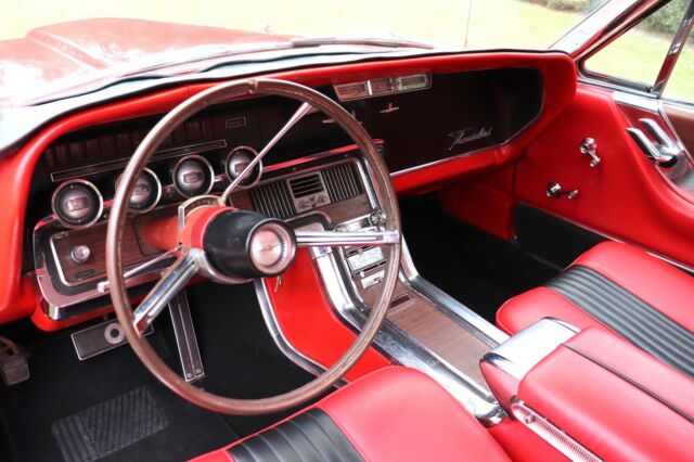 Ford Thunderbird 1965 image number 35