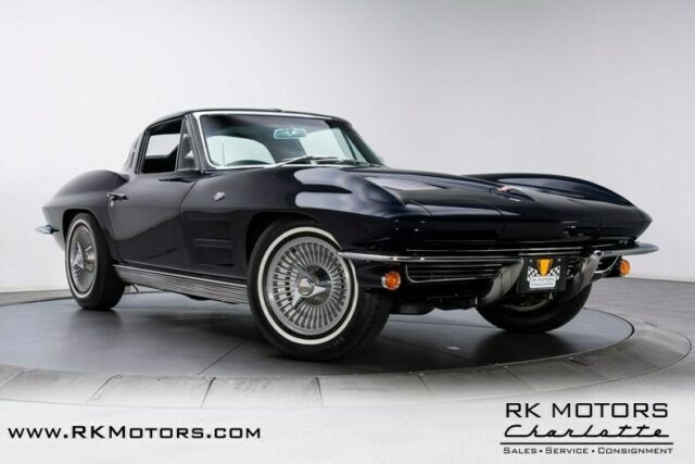 Chevrolet Corvette 1963 image number 44