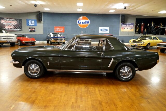 Ford Mustang 1965 image number 14