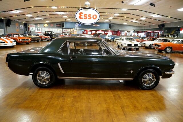 Ford Mustang 1965 image number 18